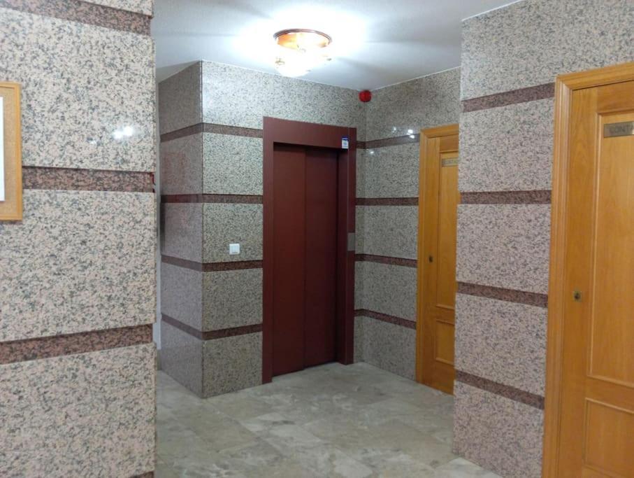 Buen Lugar Trabajo Y Familiar Apartment Ciudad Real Exterior photo